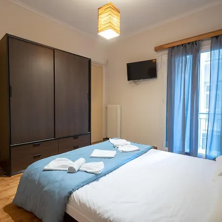 Victoria Metro St. 2 Bedrooms 4 Persons Apartment *